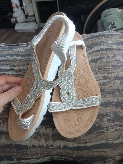 ladies sandals pairs  please see photos