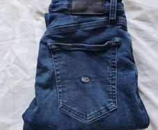 Tommy jeans Scanton slim Size 30/30 zip fly navy in good condition