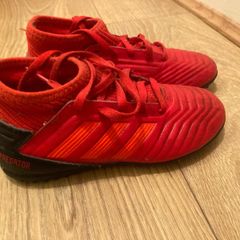 kids soccer boots