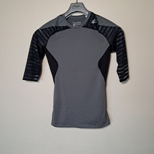 Adidas techfit climacool size medium 2015 in excellent condition
