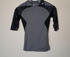 Adidas techfit climacool size medium 2015 in excellent condition