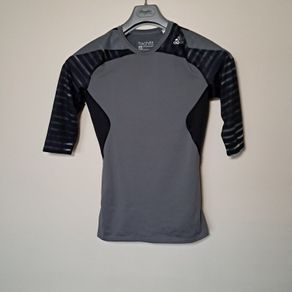 Adidas techfit climacool size medium 2015 in excellent condition