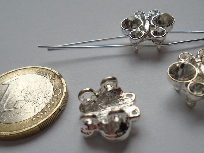 Jewellery making supplies,Butterfly beads,Tiara making suppplies.Craft supplies
