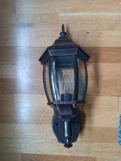 2x outdoor bronze lanterns