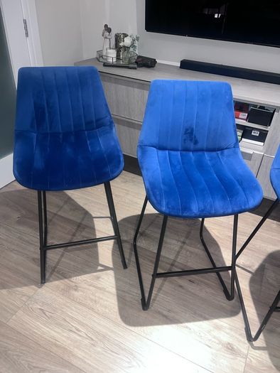 4 blue velvet bar stools