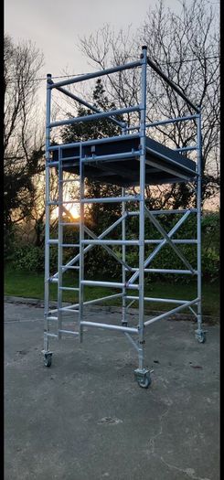 Aluminium scaffolding towers