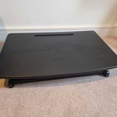 Hydraulic desk top