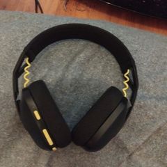 wireless headphones
