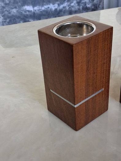 Set of 2 Candlestick Holders