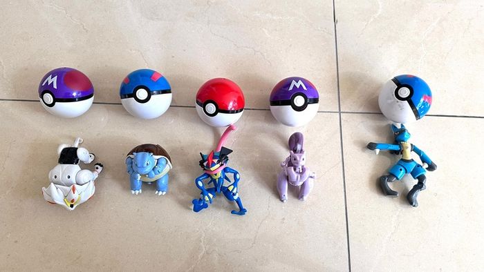 Pokemon toys