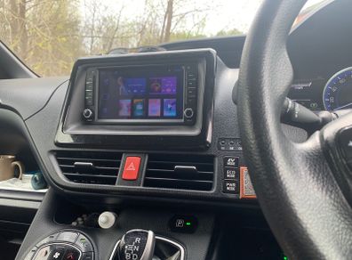 Toyota landcruiser radio