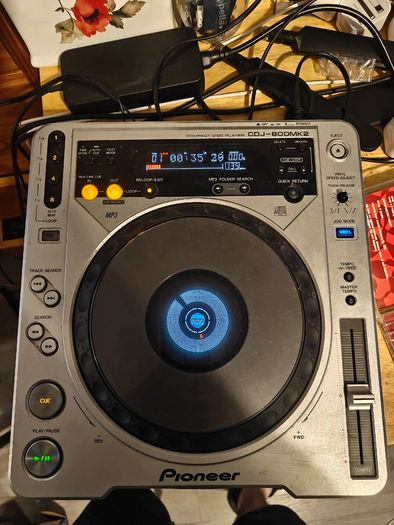 Pioneer CDJ-800MK2