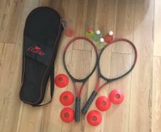 Badminton set