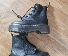 Boots Dr Martines size 36EU,UK3