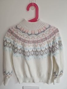 Girls 5-6yrs DUNNES jumper