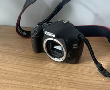Canon EOS 550