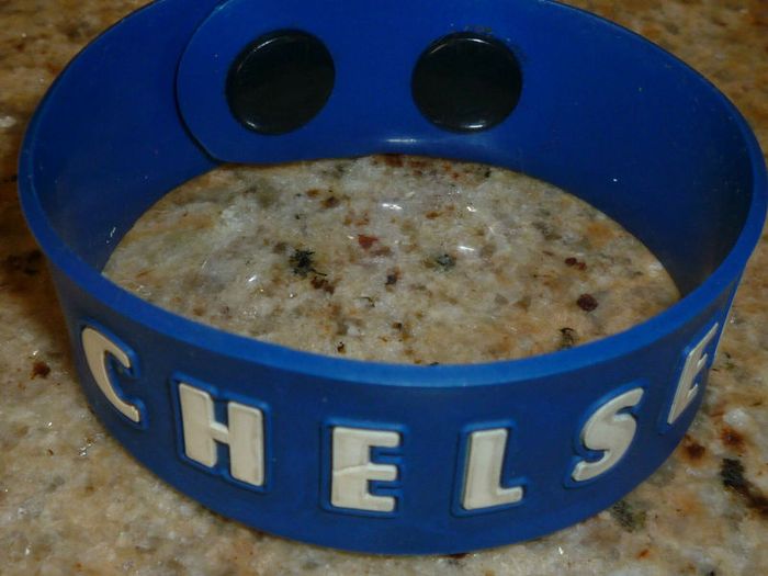 Chelsea Soccer Rubber Wrist Band With Two Snap Buttons To Adjust Length