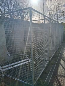 Dog Pens Good Condition 6x4