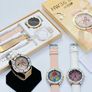Smartwatch with 3 straps with bracelet Image 9