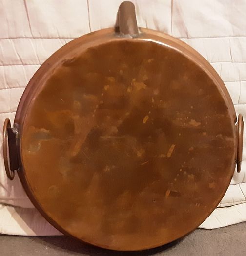 very collectable possibly antique warm plate