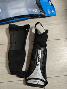 Shinguards JANUS size M 130-150cm