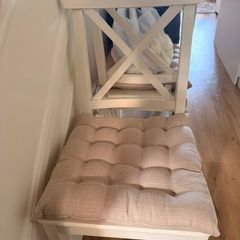 4 Kitchen Chairs