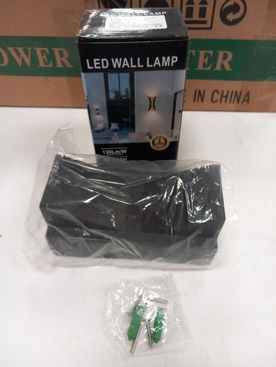 Black decorative wall light 6w