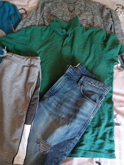 mens clothes bundle free to take size medium free to take
