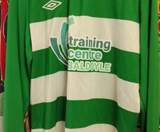 Baldoyle Official Umbro Football Jersey (Adult Medium) FREE POST