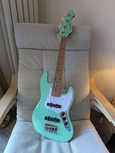 Harley Benton electric jazz bass - JB-62CC Mini
