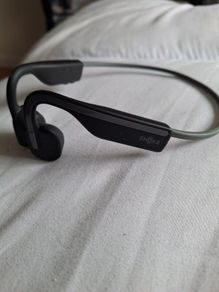 earphones