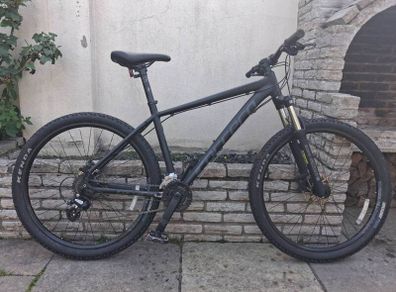 carrera vengeance mountain bike