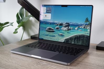 Macbook Pro 14" 2021 M1 Pro | 16GB Ram | 512GB