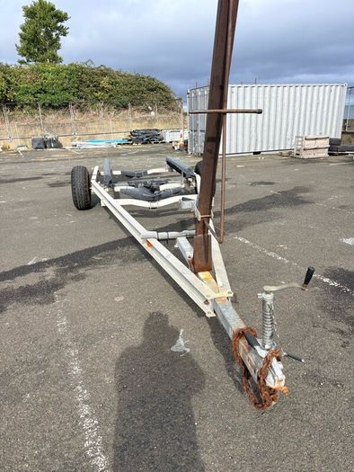 Boat trailer