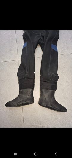 Dry Suit