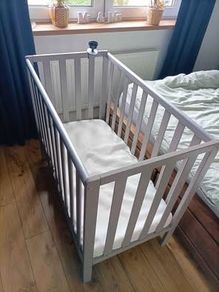baby cot