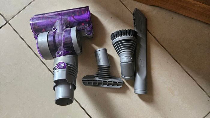 Dyson tools including mini turbine head