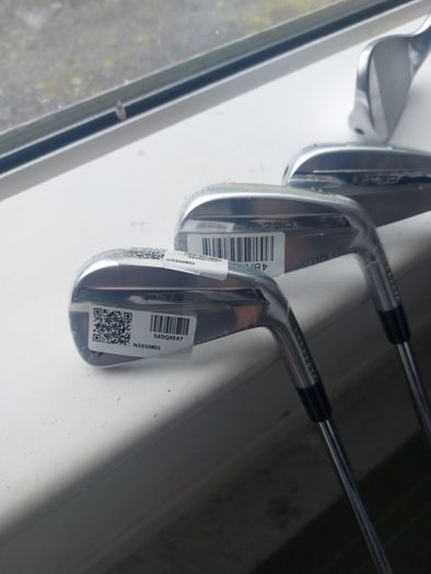 Golf clubs
