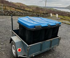 Custom trailer + Meal bin
