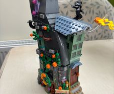 Luna Lovegood's House 76467 LEGO