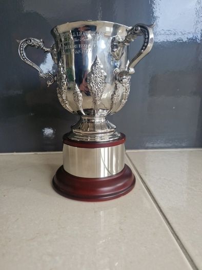 The Football League Cup Metal