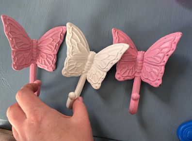 Butterfly hooks