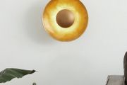 Wall light sconce