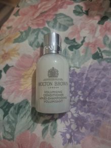 Molton Brown Volumising Conditioner with Kumudu