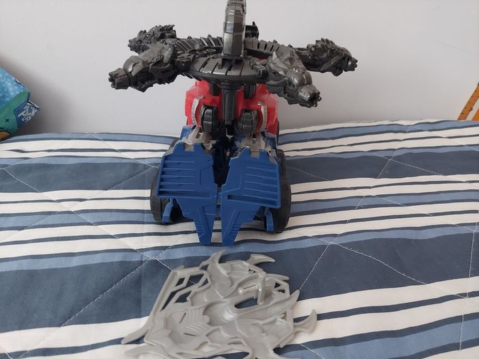 Transformer  OPTIMUS