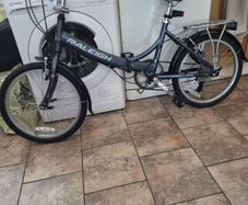 Raleigh Evo 7sp  Foldup bike