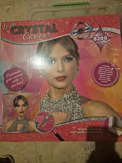 Taylor Swift Crystal Art