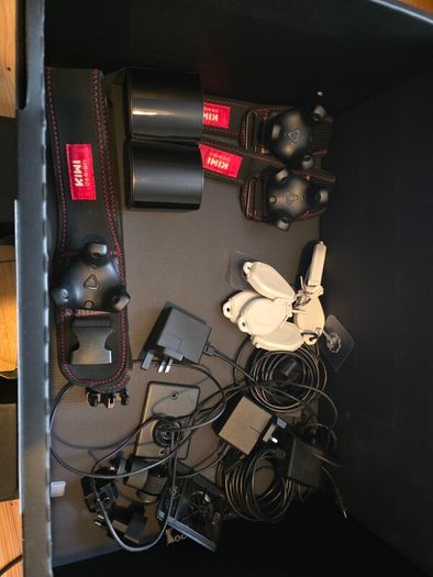 Valve Index Bundle Vive Trackers
