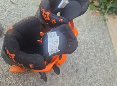 skates