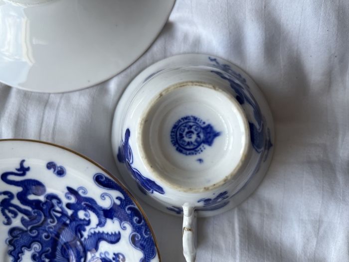 Royal Worcester cups x 4 and saucers x6